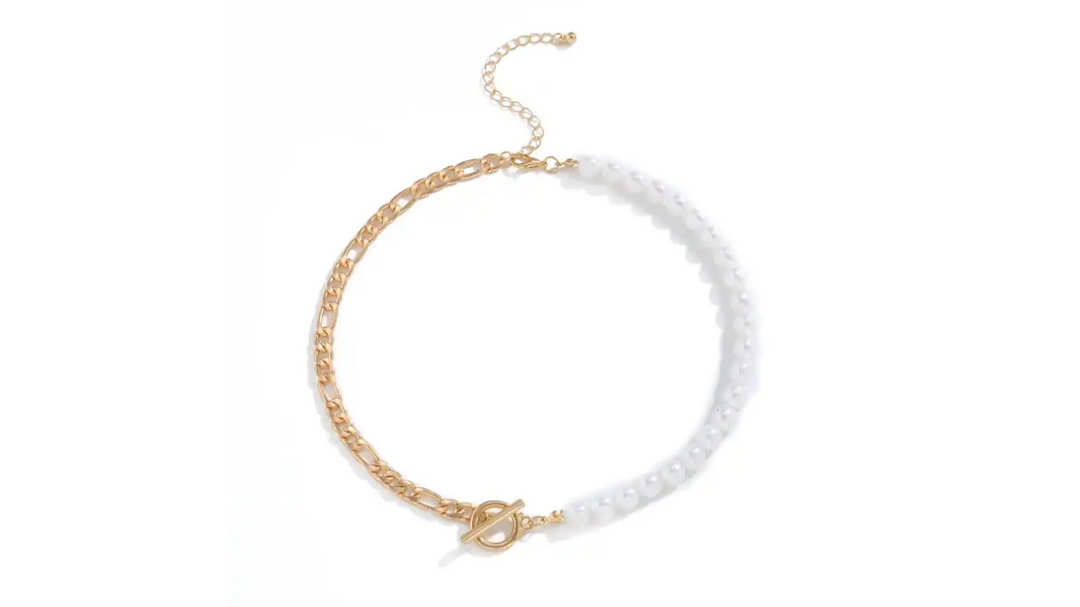 Pearl and chain necklace