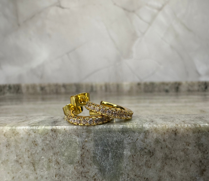 Gylltir crystal hoops